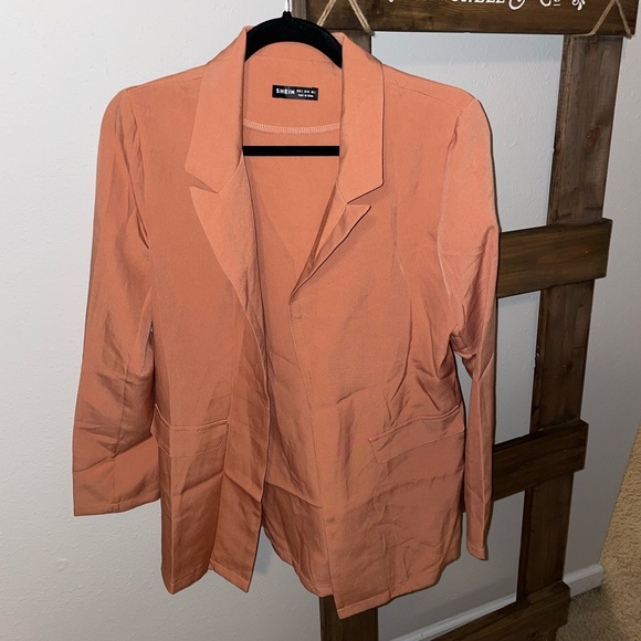 Jackets & Blazers - Peachy/ mauve color oversized blazer size small